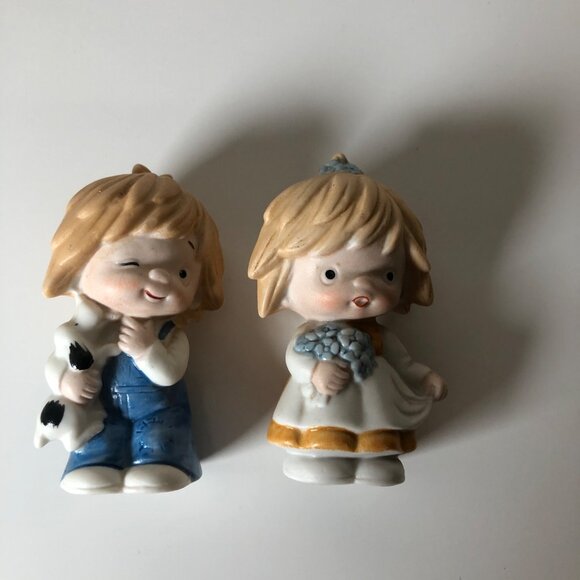Vintage Children Figurines Boy and Girl Made in Japan Home Decor Collectible - Picture 2 of 7